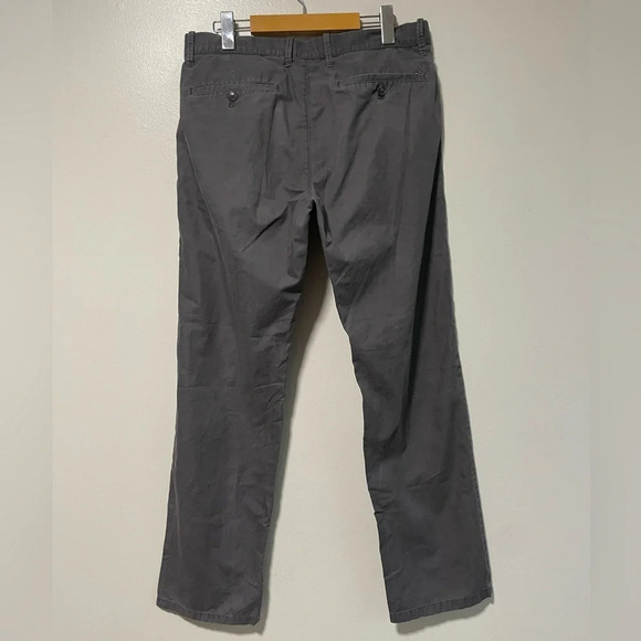 Calvin Klein Men’s  Gray Chino Pants 32x32 - Picture 6 of 9